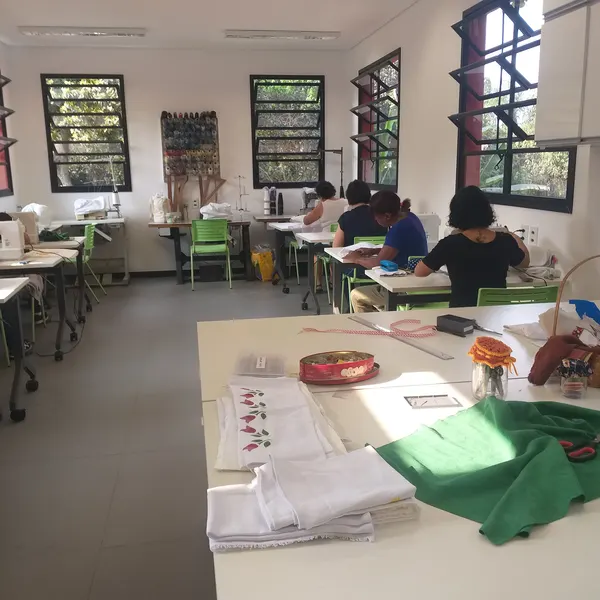 Aula no Centro Santa Marta 12
