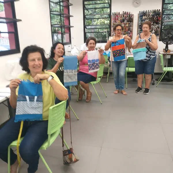 Aula no Centro Santa Marta 24
