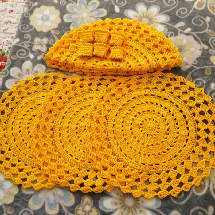 Peça em crochê 60